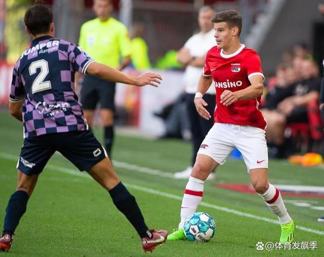 风云突变！葡萄牙体育关键时刻调整名单，荷甲版图或变，信心回归，身体对抗强度拉满的简单介绍
