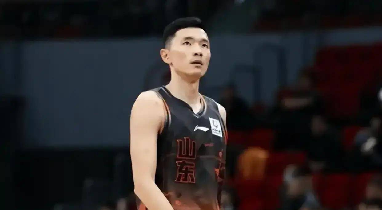 国王杯赛程吃紧，山东男篮窗口期回应争议，气氛紧张，赛程密集仍需轮换的简单介绍