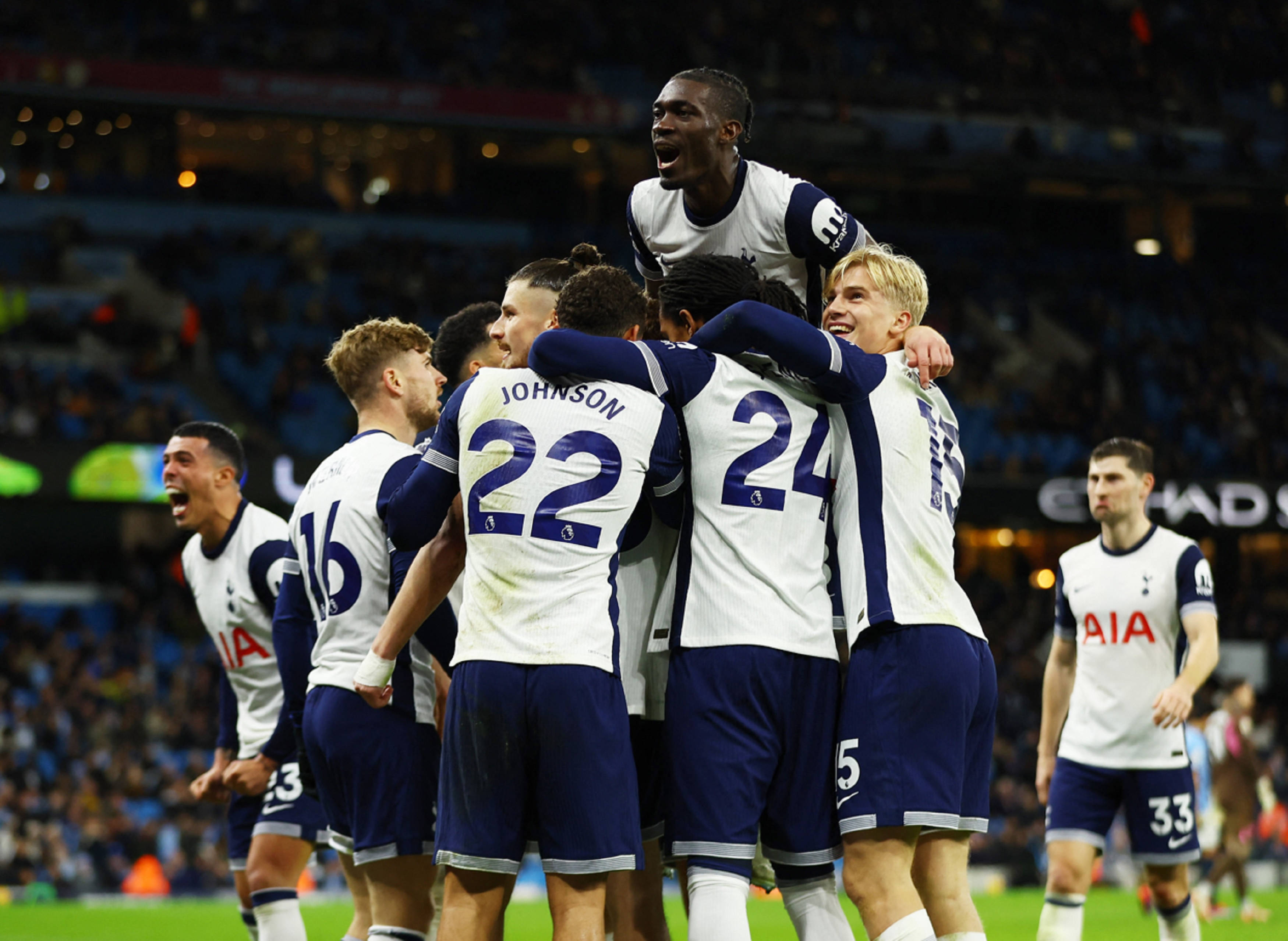 赛后洛杉矶快船备战英超，遗憾出局细节曝光，震撼外界，团队化学反应显著的简单介绍